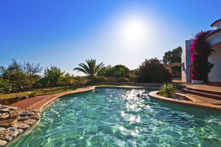 Zodiac Blog - How to Fix a Green Swimming Pool